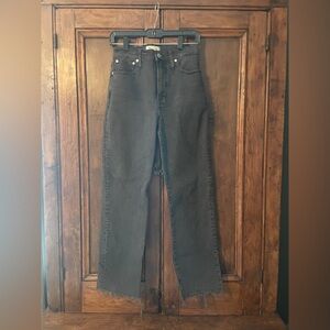 Madewell Perfect Vintage Straight Jeans in Dark Gray/Black